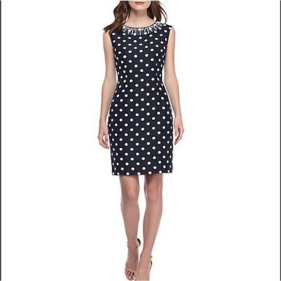 Tahari Polka Dot Embellished Neckline Sleeveless Dress size 4 Petite Navy Blue - Picture 11 of 12